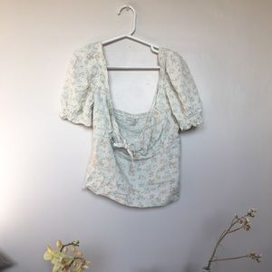 Urban outfitters off the shoulder shirt 🥰